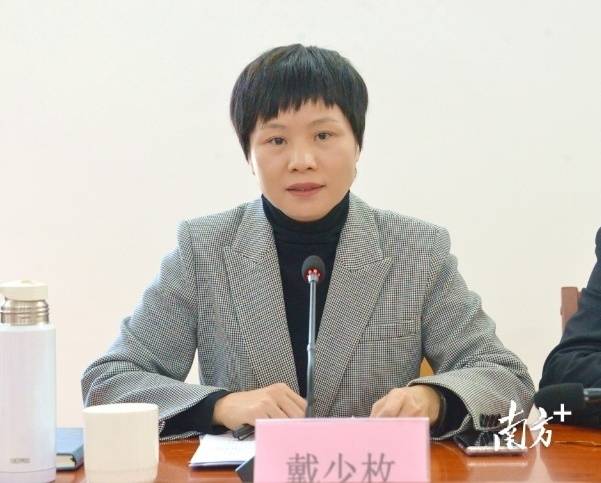 戴少枚強調(diào)，要提高食品安全工作水平，保障人民群眾“舌尖”上的安全。張曉欣 攝